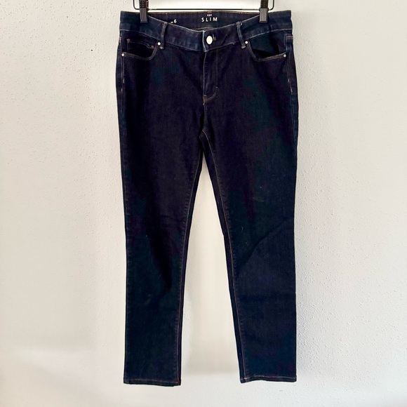 White House Black Market Denim - WHBM The Slim Mid-Rise Dark Wash Skinny Denim Jeans Women's Size 6 28 Stretch